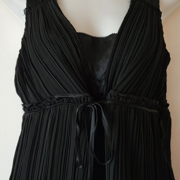White House Black Market dressy top sz S black NWT - Picture 1 of 4